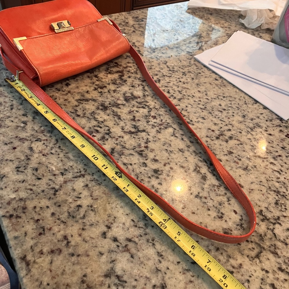 Rebecca Minkoff coral adjustable strap purse. - Picture 9 of 10